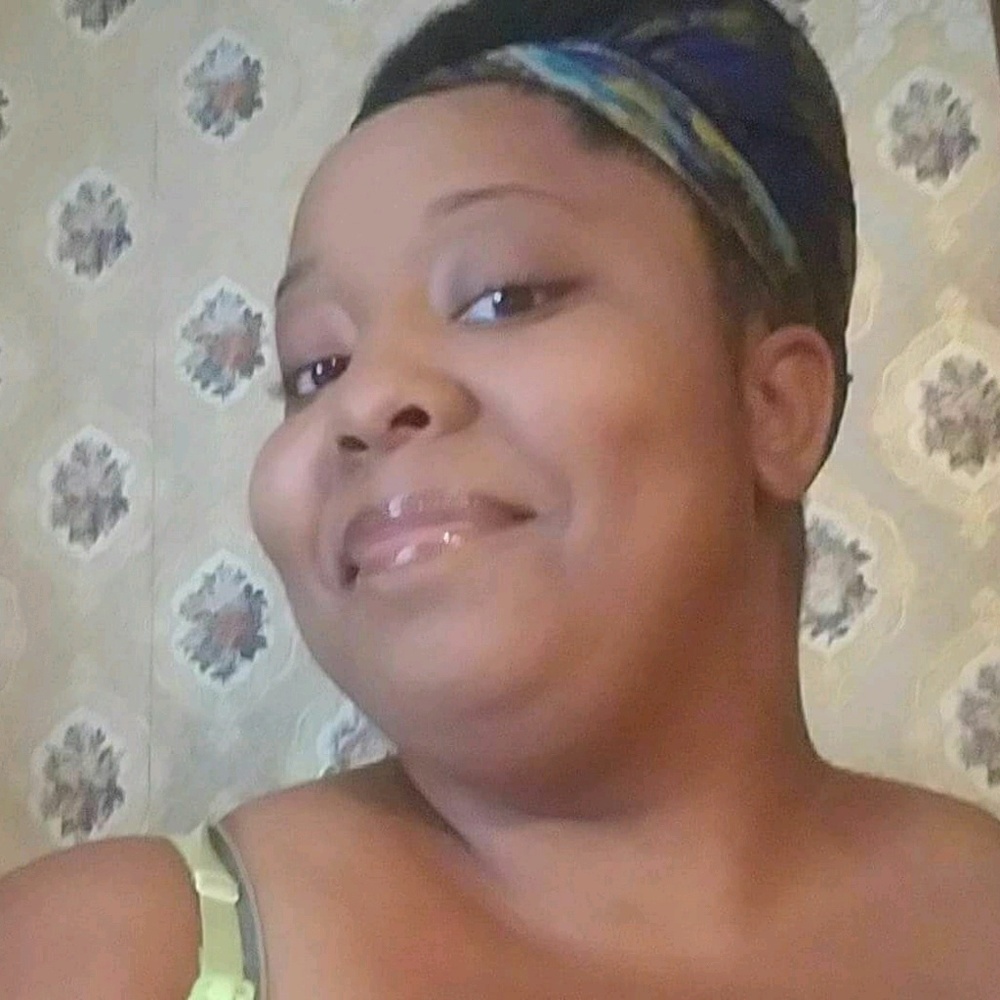 Meet your Posher, Shalia